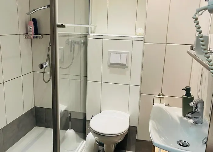 公寓 8 20 Km Dus Airport Messe *