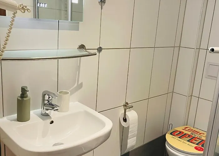 8 20 Km Dus Airport Messe 克雷费尔德